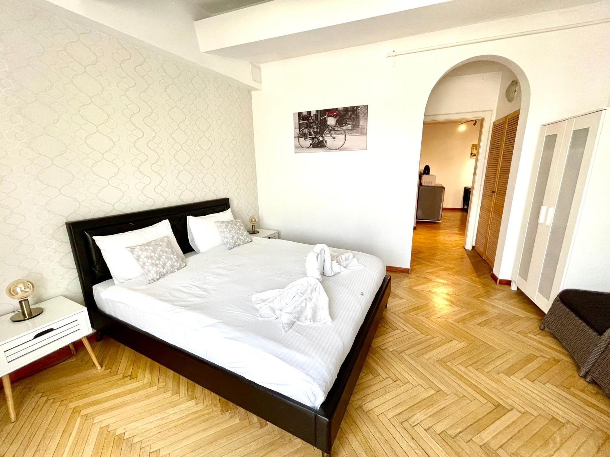 Metropole Apartments - Old City Bucureşti Eksteriør bilde